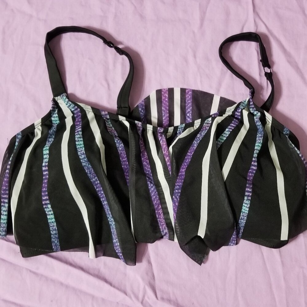 Torrid Wireless Mesh V Flounce Bikini Top